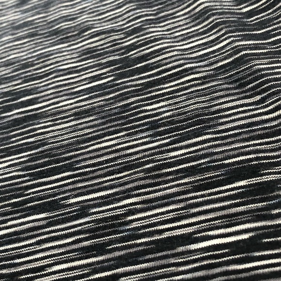 **SOLD**Reebok V Neck Workout Shirt Large - Picture 2 of 6